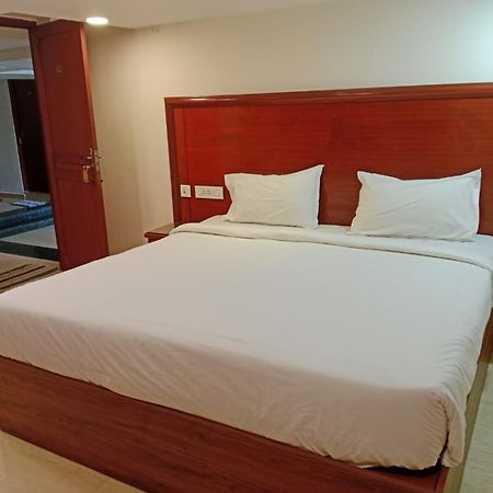 Azhagappa Residency Pondicherry Exterior foto