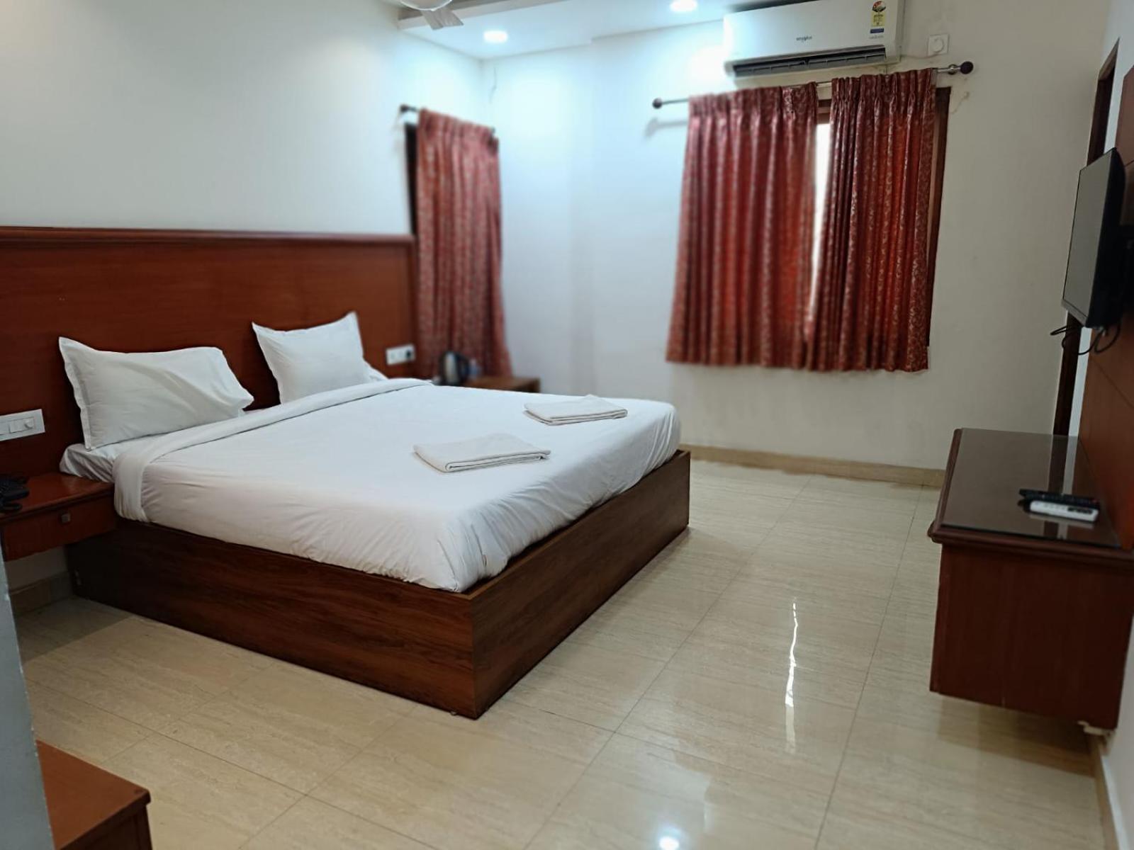 Azhagappa Residency Pondicherry Exterior foto