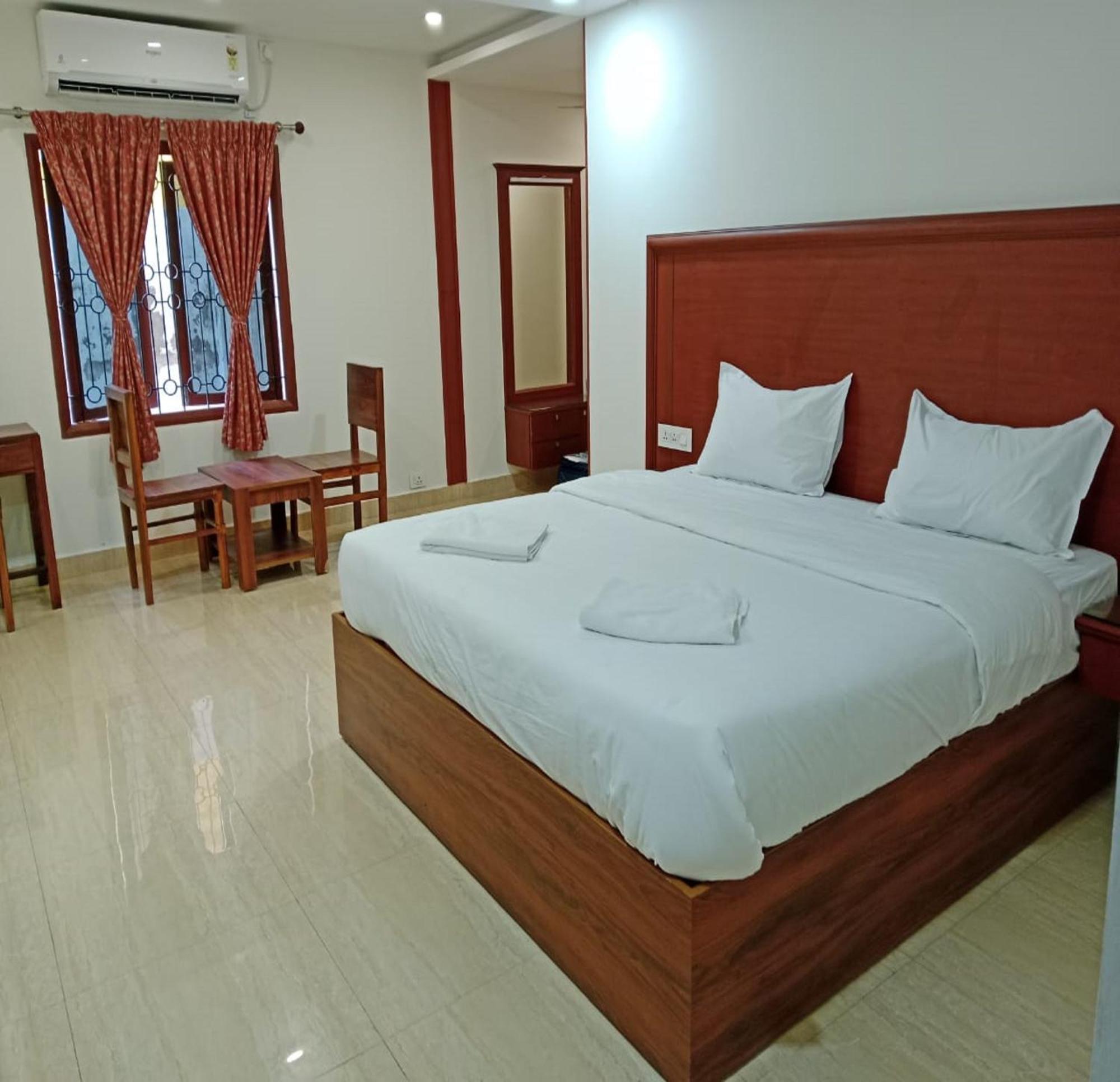 Azhagappa Residency Pondicherry Exterior foto