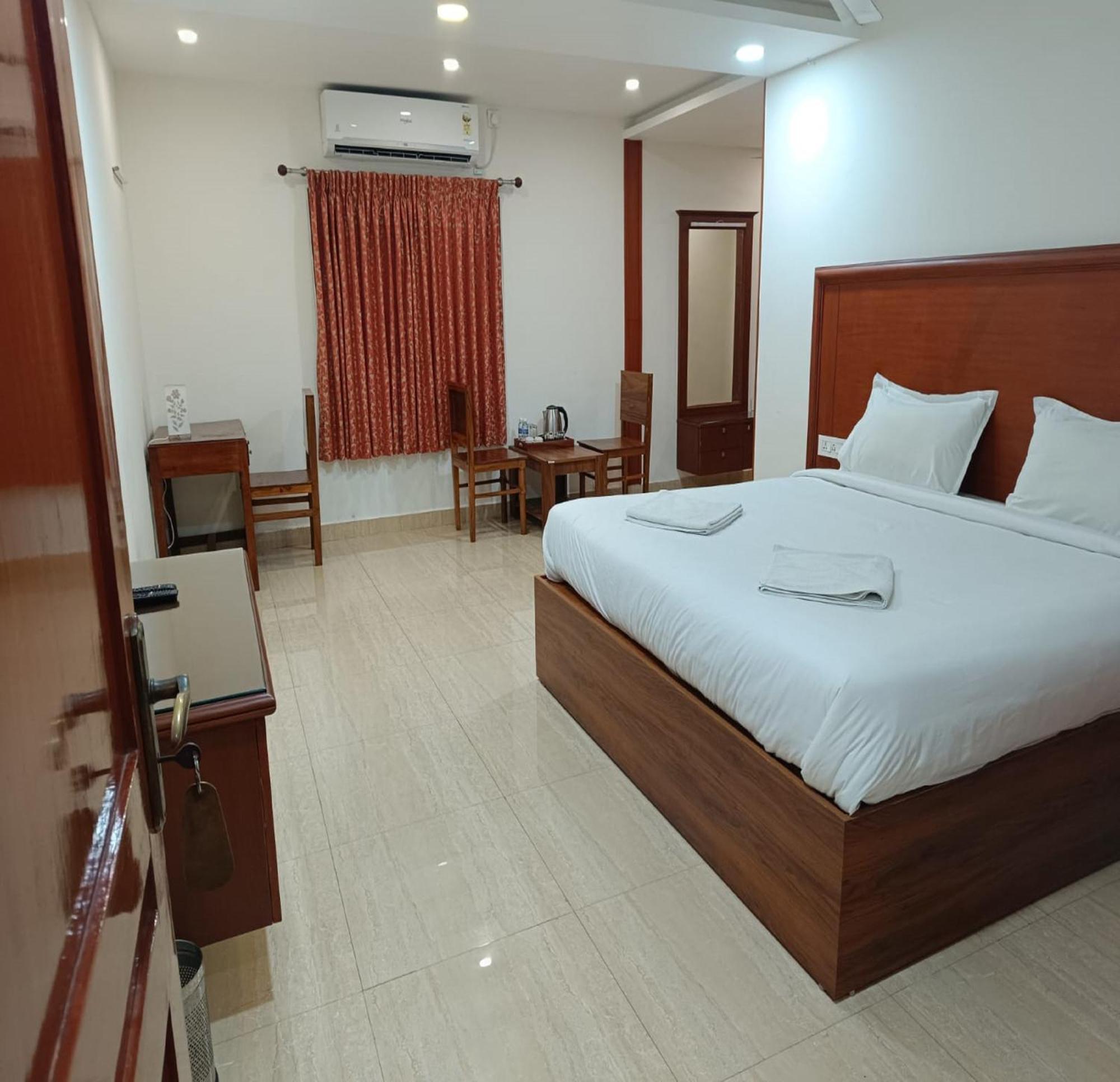 Azhagappa Residency Pondicherry Exterior foto