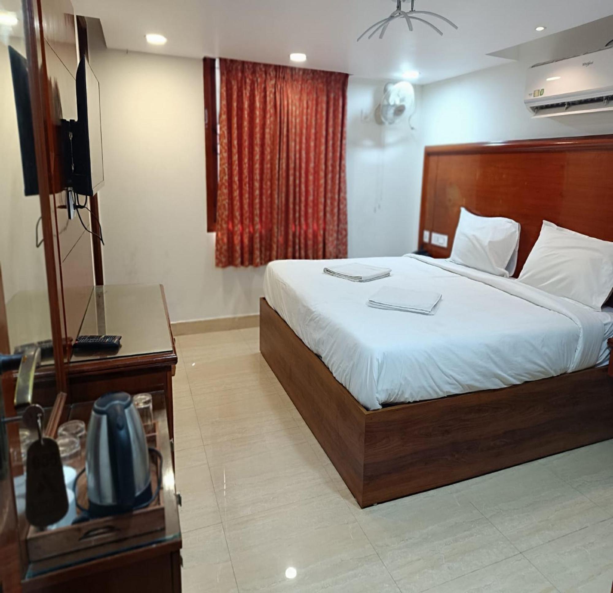 Azhagappa Residency Pondicherry Exterior foto